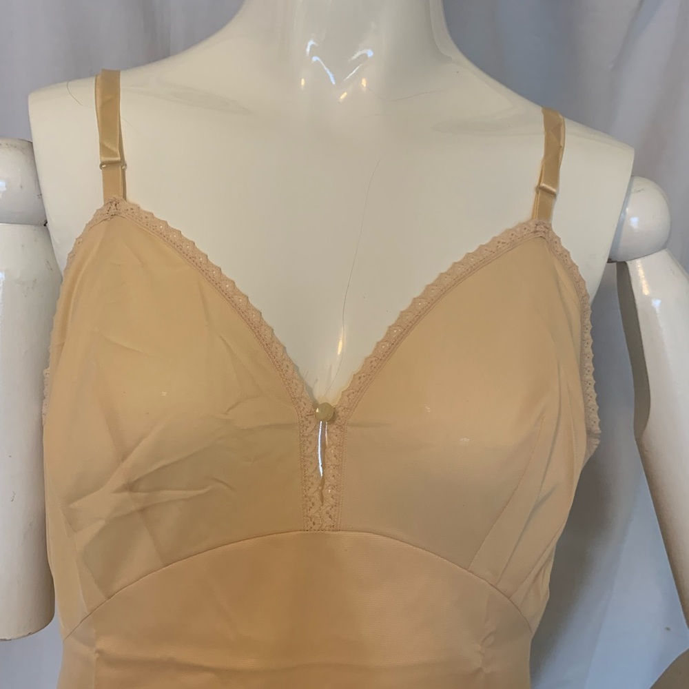 VINTAGE Slip - Picture 3 of 5